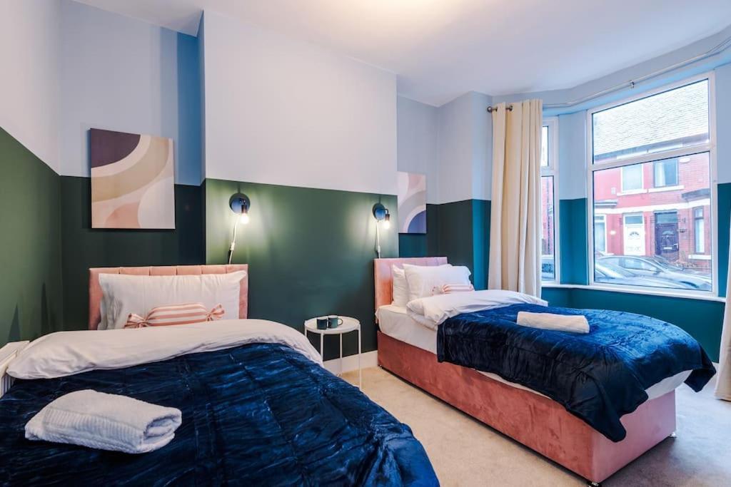 הוילה מנצ'סטר 5 Bed Salford Sanctuary Retreat מראה חיצוני תמונה
