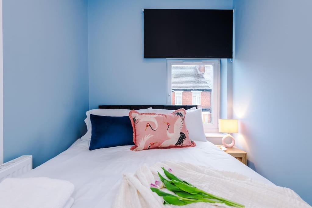 הוילה מנצ'סטר 5 Bed Salford Sanctuary Retreat מראה חיצוני תמונה
