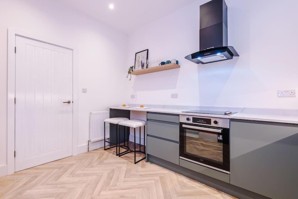 הוילה מנצ'סטר 5 Bed Salford Sanctuary Retreat מראה חיצוני תמונה