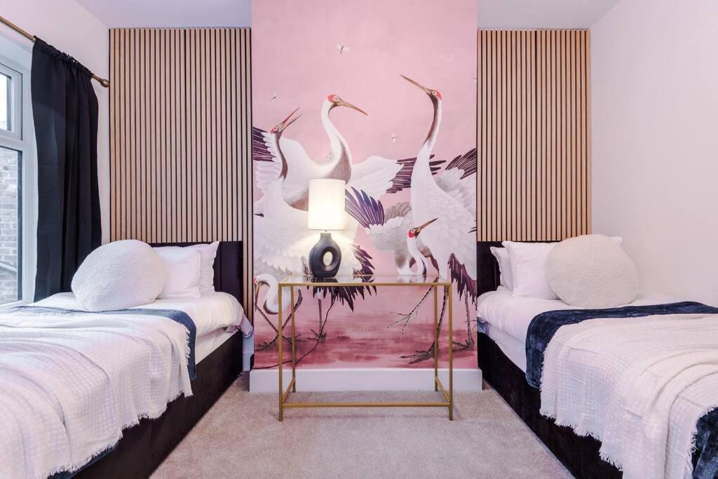 הוילה מנצ'סטר 5 Bed Salford Sanctuary Retreat מראה חיצוני תמונה